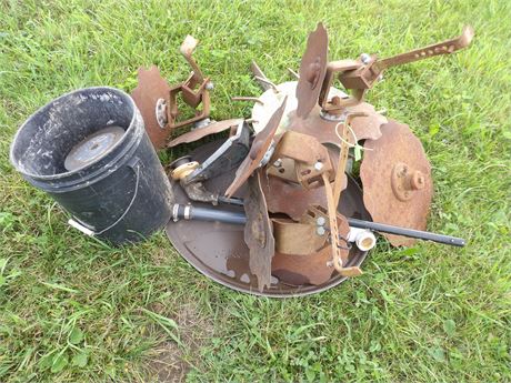 YARD ART - COULTERS - ETC