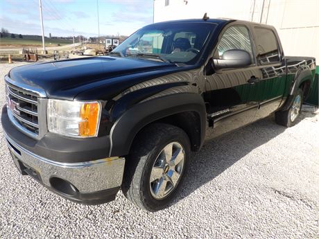 2012 GMC TRUCK - RUNS - DRIVES -MILES COMING SOON- COME LOOK- BE YOUR OWN JUDGE