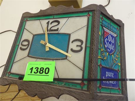 OLD STYLE CLOCK ( DOES NOT WORK )