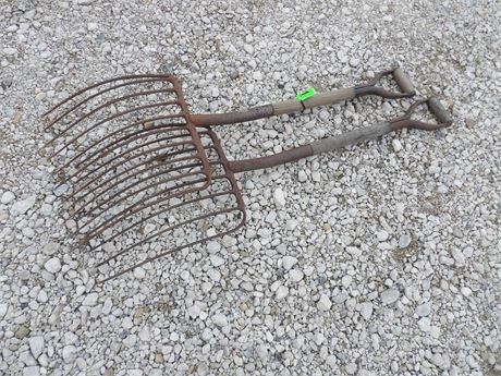SILAGE FORKS ( 2 TOTAL )