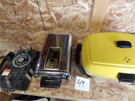 VINTAGE TELEPHONE ( REDI BAKER ) ETC