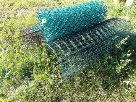 ASSORTMENT OF WOVEN WIRE FENCING