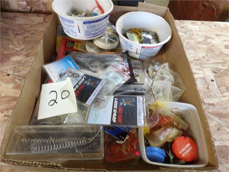 ASSORTMENT OF FISHING EQUIPMENT