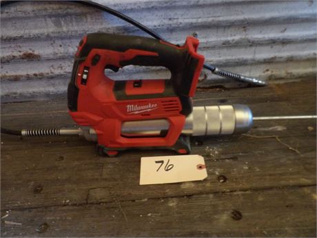 MILWAUKEE CORDLESS GREASER