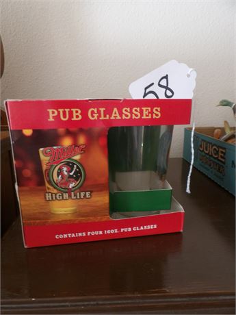MILLER HIGH LIFE PUB GLASSES