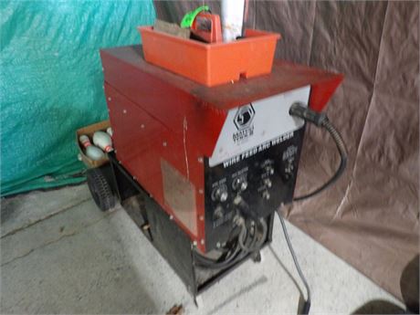 MATCO TOOLS WIRE FED ARC WELDER