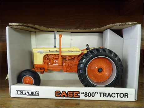 CASE 800 TRACTOR
