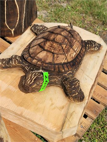 TURTLE CHAINSAW WOOD CARVING ( APPROX. 30"x18" )