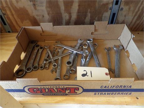 ASSORTMENT OF WRENCHES