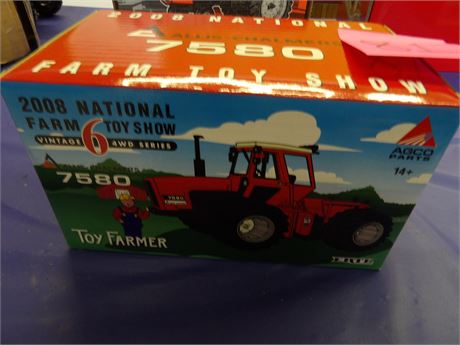 ALLIS CHALMERS 7580 TRACTOR - 1/32 SCALE