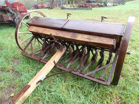 VANBRUNT VINTAGE SEEDER