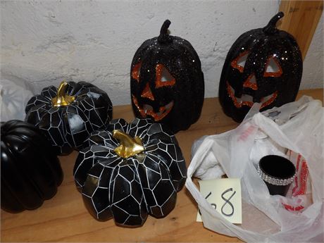 HALLOWEEN DECOR - PUMPKINS - WOOD & FOAM PUMPKINS