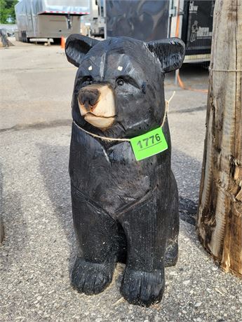 LITTLE BLACK BEAR CHAINSAW WOOD CARVING