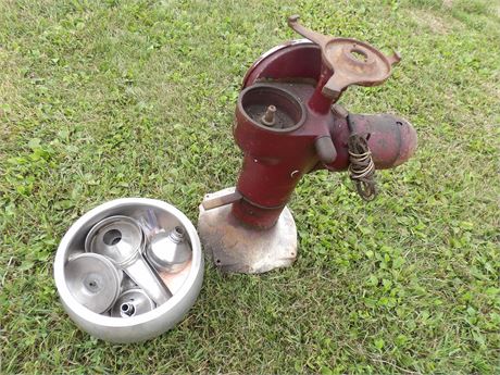 MCCORMICK DEERING CREAM SEPARATOR