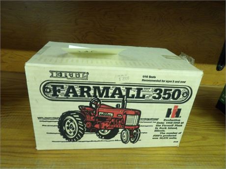FARMALL 350 TRACTOR