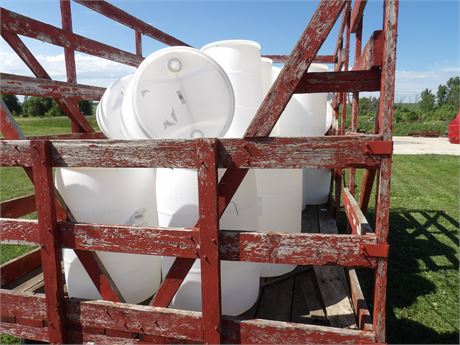 PLASTIC BARRELS ( WAGON NOT INCLUDED )