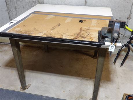 SHOP TABLE W / VISE ( HEAVY)