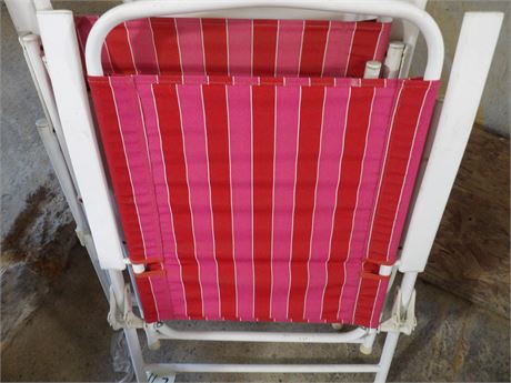2 LAWN CHAIRS