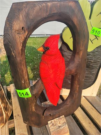 CARDINAL CHAINSAW WOOD CARVING ( APPROX. 33" TALL )