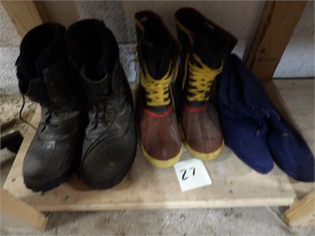 ASSORTMENT OF WINTER BOOTS