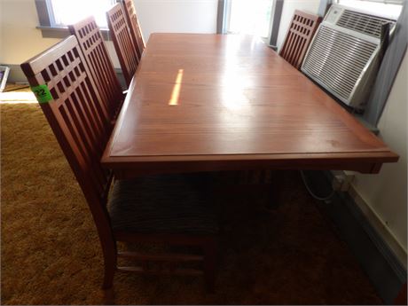DINING ROOM TABLE ( WITH ONE LEAF )  W / CHAIRS ( 6 )