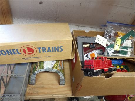 LIONEL TRAIN TOYS