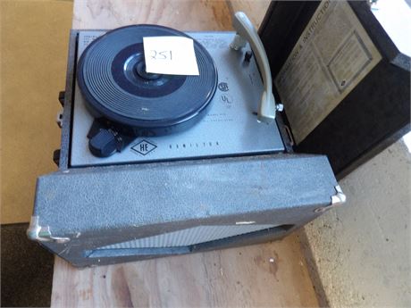 HAMILTON VINTAGE RECORD PLAYER