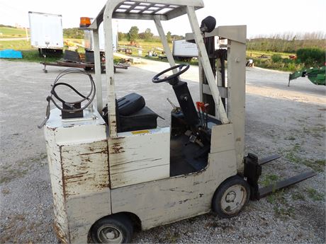 ALLIS FORKLIFT ( PROPANE ) - HAS BEEN RUN RECENTLY - NO BRAKES