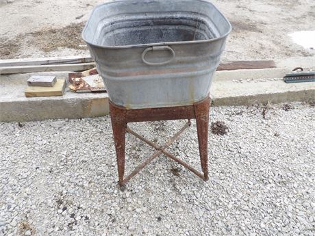 WASH TUB ON STAND