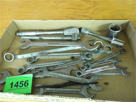 SHOP TOOLS - WRENCHES - RATCHETS  ETC