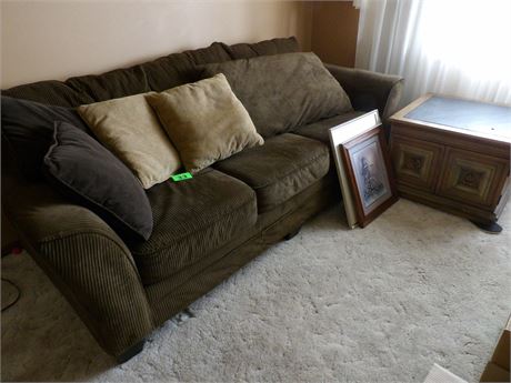 COUCH -CHAIR PILLOWS - END TABLE