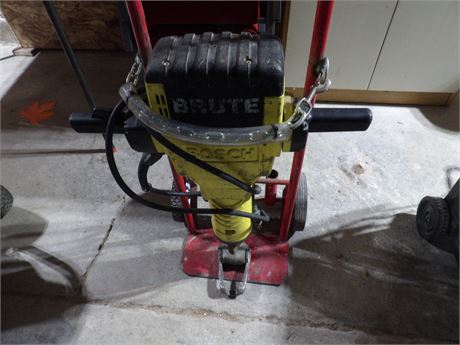 BOSCH (  BRUTE ) ELECTRIC JACKHAMMER