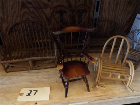 MINIATURE WICKER FURNITURE