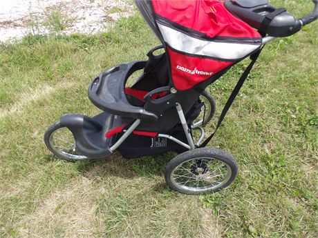 BABY TREND BIKE STROLLER