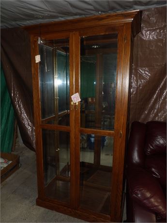 CURIO CABINET W / GLASS SHELVES