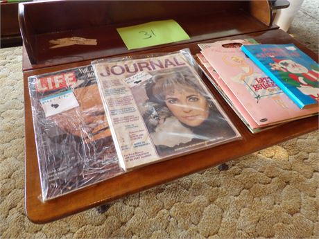 VINTAGE SCHOOL DESK