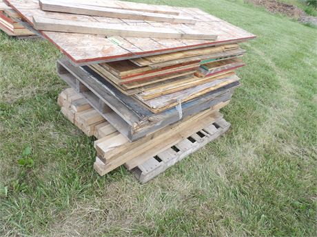 ASSORTMENT OF PLYWOOD