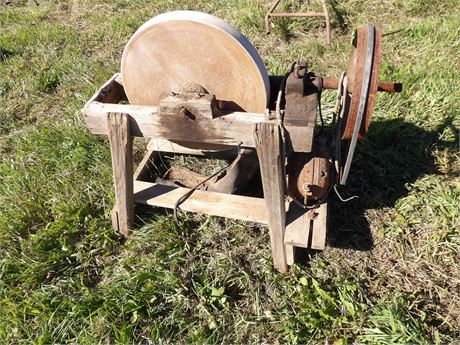 VINTAGE STONE GRINDING  WHEEL