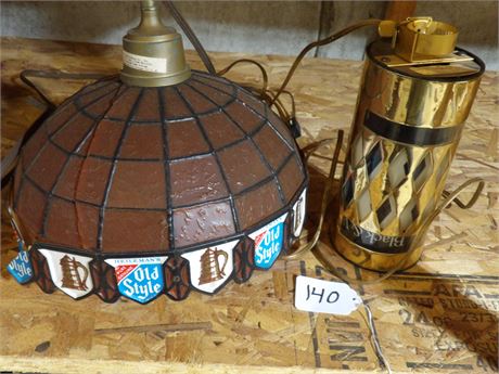 OLD STYLE DECORATIVE LAMP ( PLASTIC ) HAS A CRACK