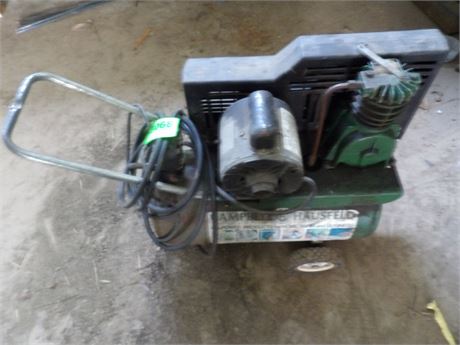 AIR COMPRESSOR