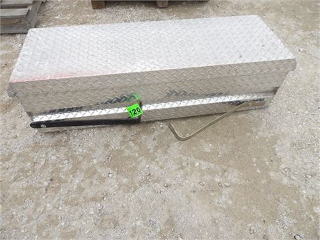 WEATHER GUARD TOOLBOX 4' L