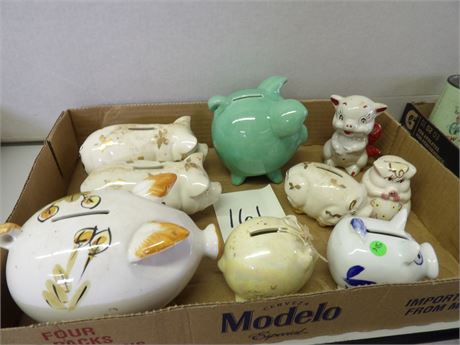 ASSORTMENT OF PIGGY BANKS