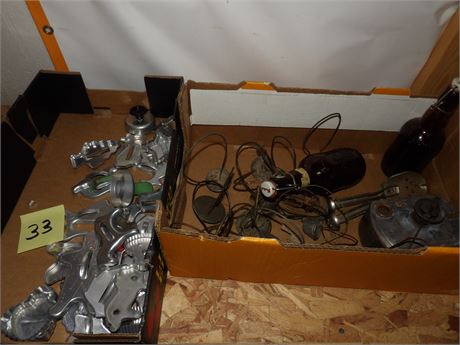 2 FLATS COOKIE CUTTERS PLUS MORE
