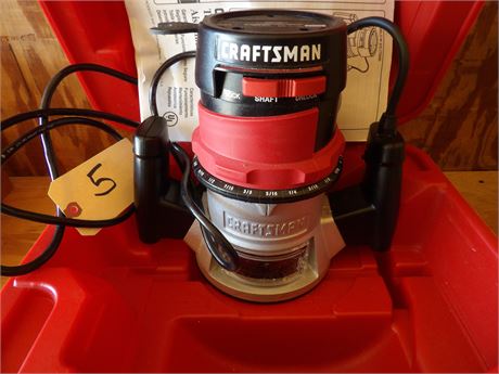 CRAFTSMAN ROUTER W / CASE