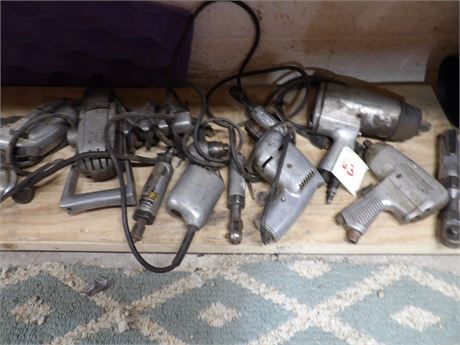 LARGE ASSORTMENT AIR/POWER TOOLS