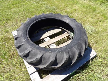 TRACTOR TIRE 10-28