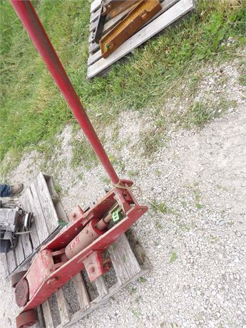 HEAVY FLOOR JACK
