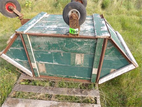 WOOD FEED CART