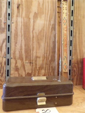 TACKLE BOX - ARTIC FLY & CASTING ROD