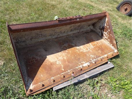MATERIAL BUCKET - UNIVERSAL MT